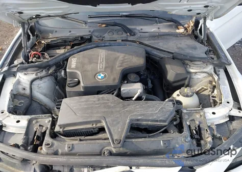 2015 BMW 320I xDrive z USA, uszkodzony, nr VIN WBA3C3G52FNS76891